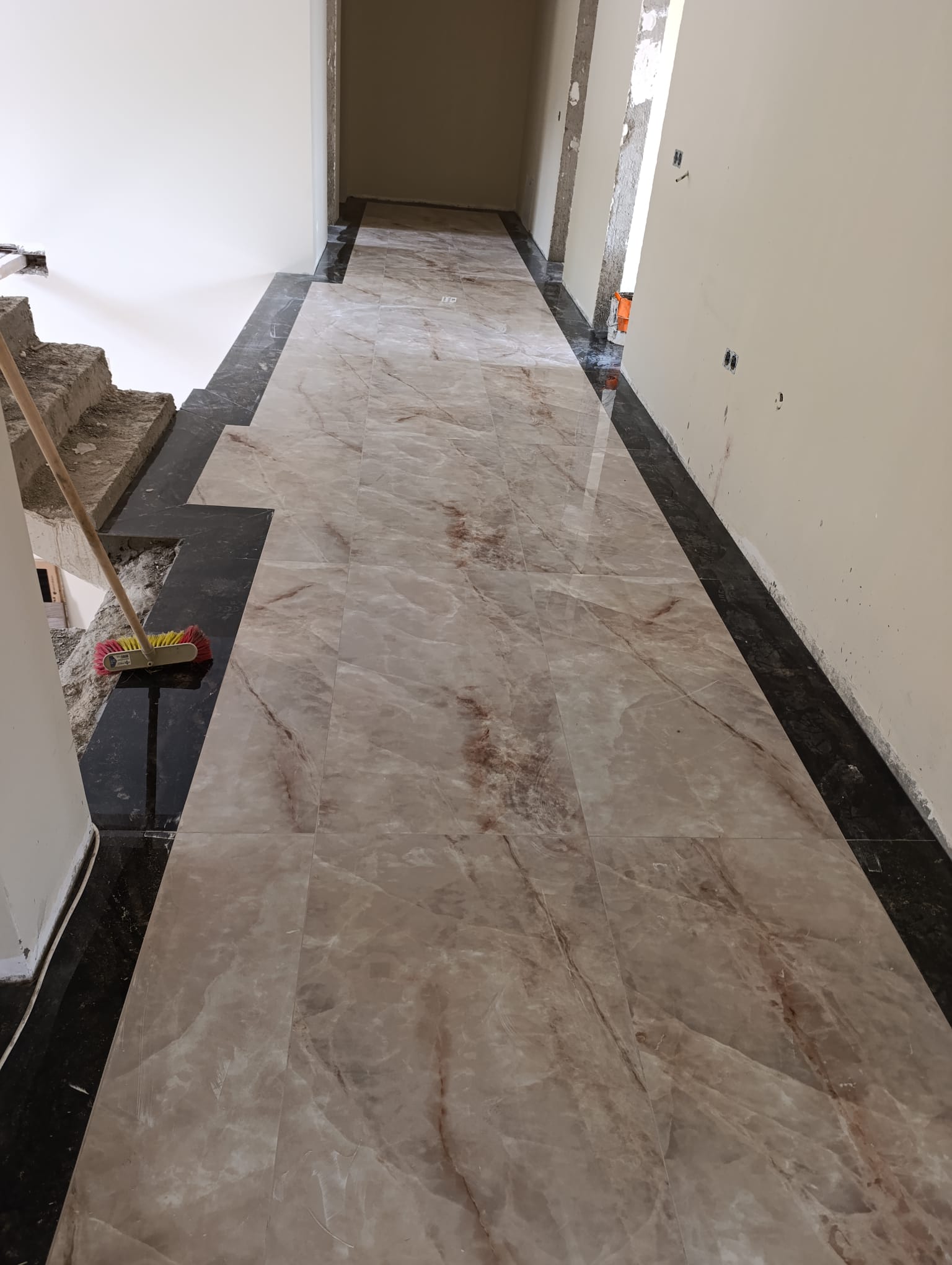 Mermer ve granit döşeme