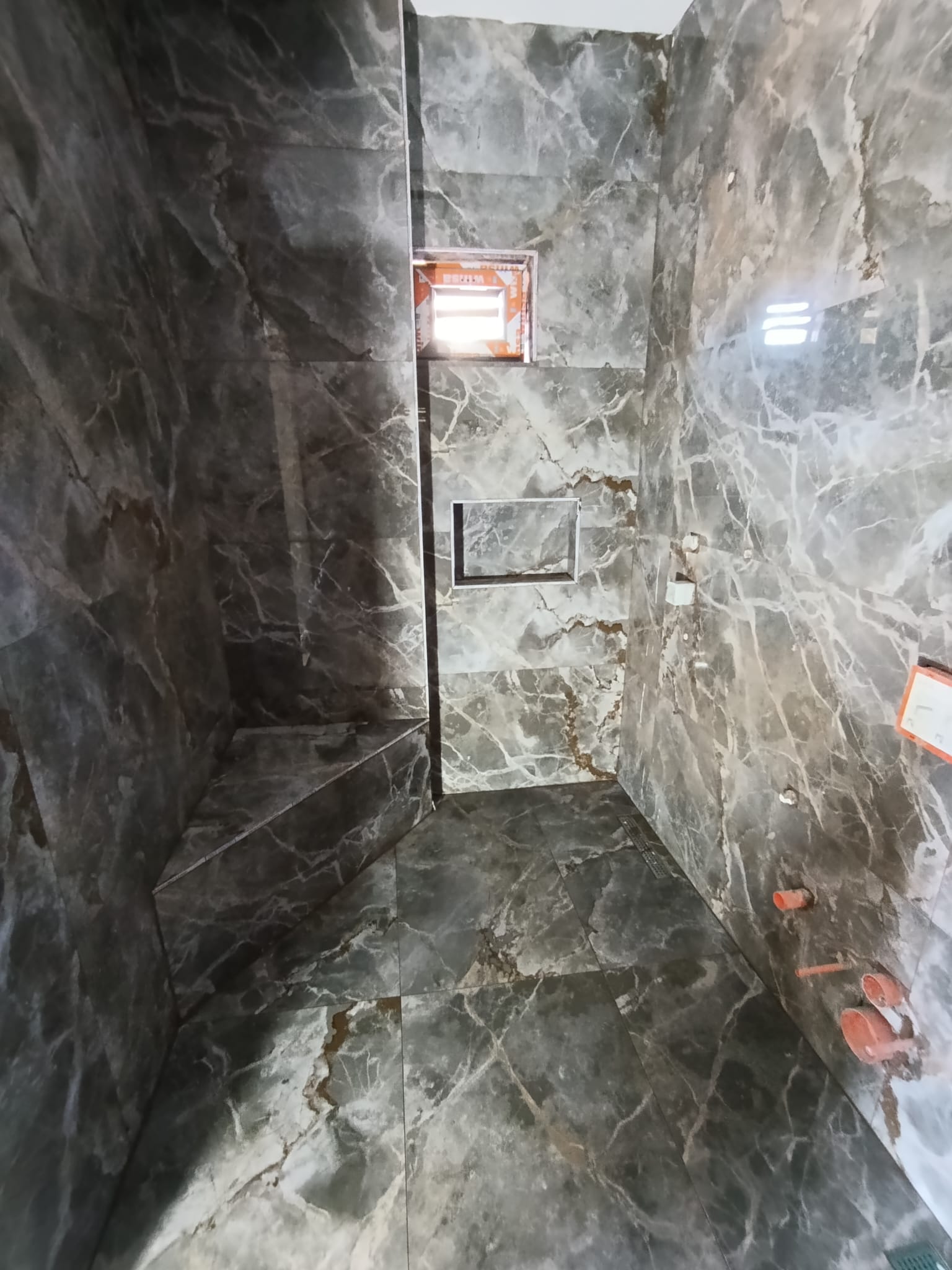 Minimalist banyo tasarımı